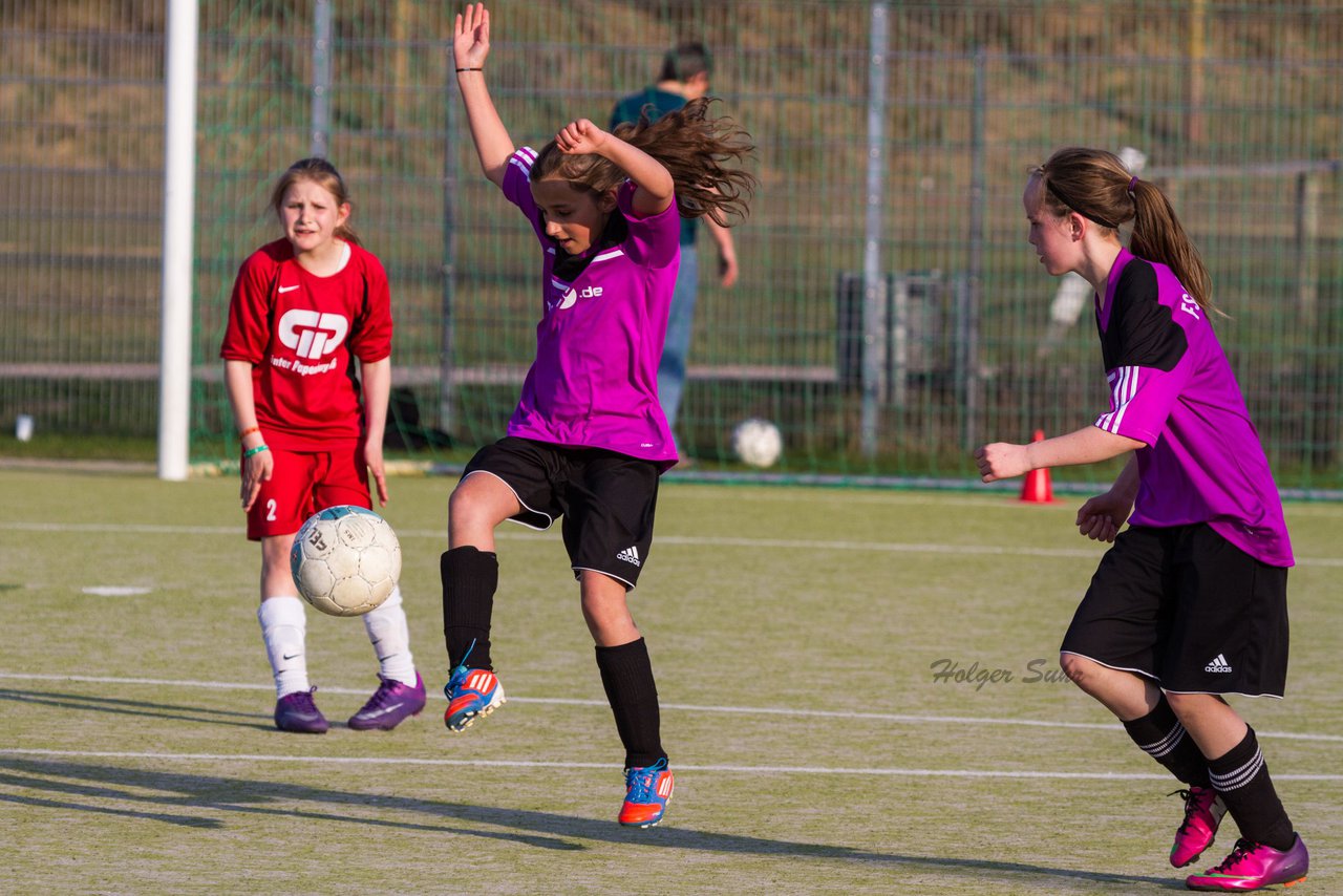 Bild 116 - D-Juniorinnen FSC Kaltenkirchen - SV Wahlstedt : Ergebnis: 3:1